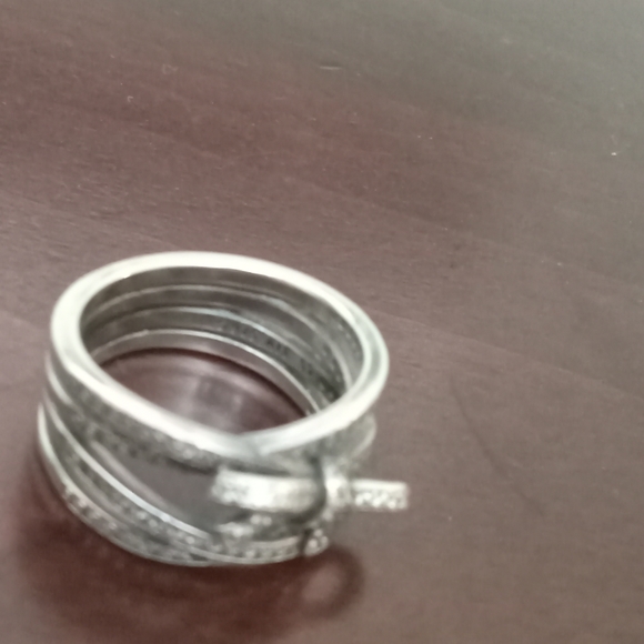 Pandora Silver Triple Band Bow Ring with Clear Stones - Picture 2 of 3